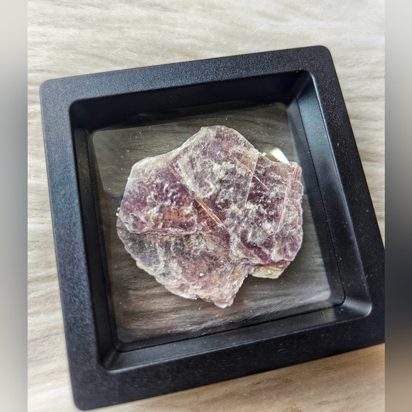 Lepidolite Mica Bundle - Picture 3 of 3